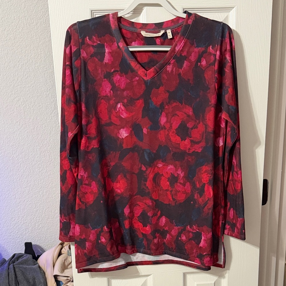 Soft surroundings Floral V-Neck Long Sleeve Top